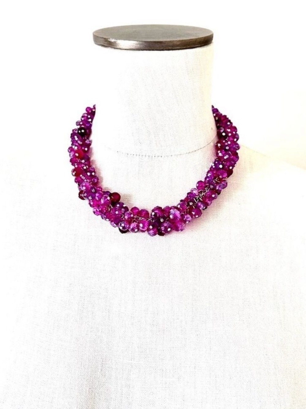 WHITE HOUSE BLACK MARKET Magenta Pink Cluster Beaded Necklace NEW​